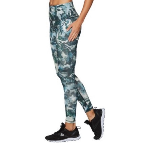 Camo Yoga Pants - Picture 1 of 2